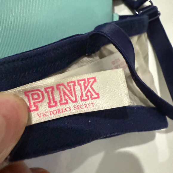 Victorias Secret Everwhere Pushup Bra 34DD - Picture 2 of 4